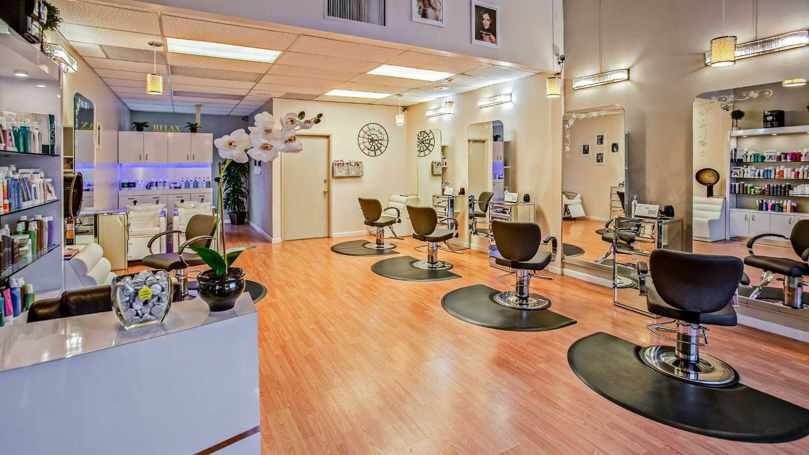 Professional beauty salon cleaning services in Minneapolis by 5S Clean Up