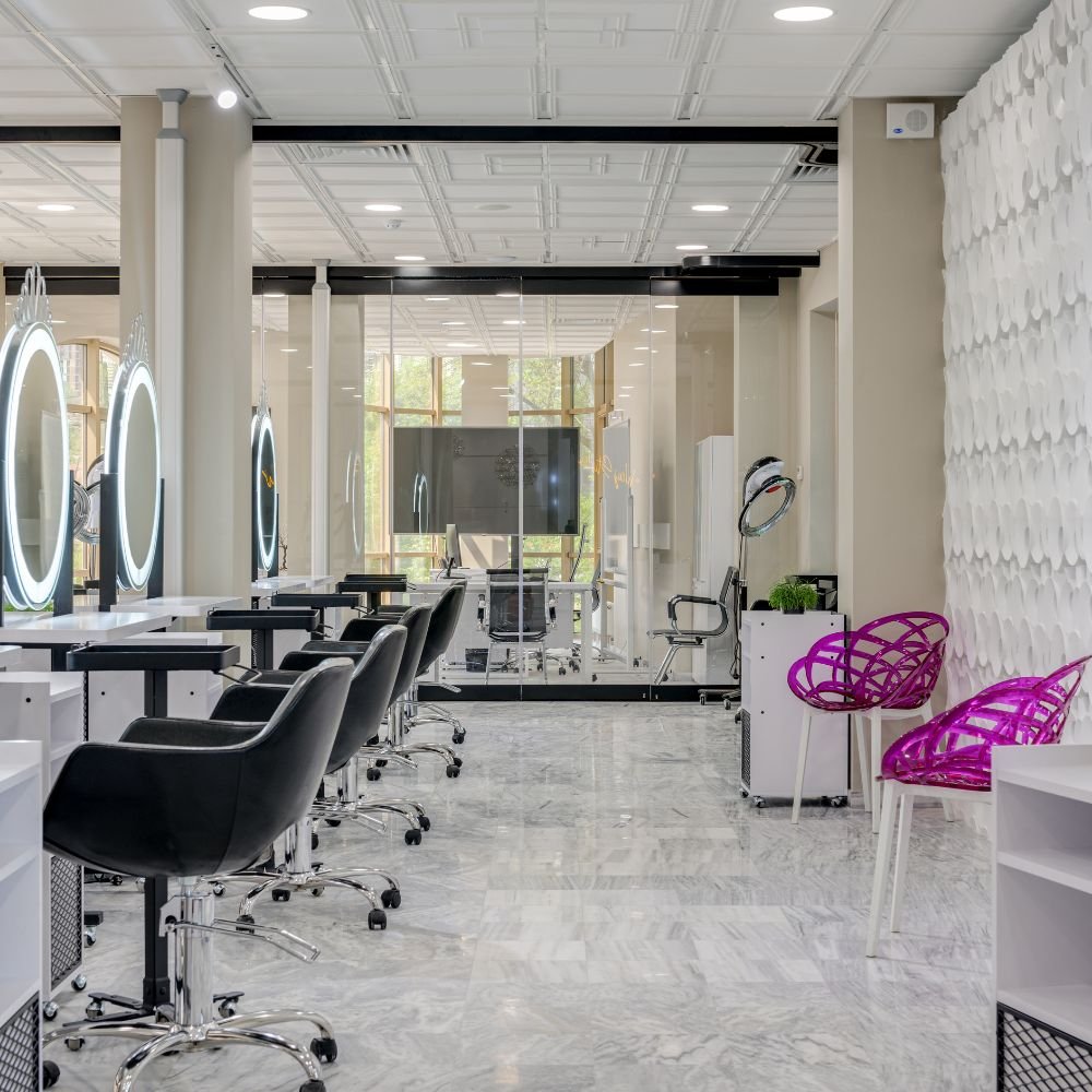 5S Clean Up trusted salon cleaning team at work in Minneapolis